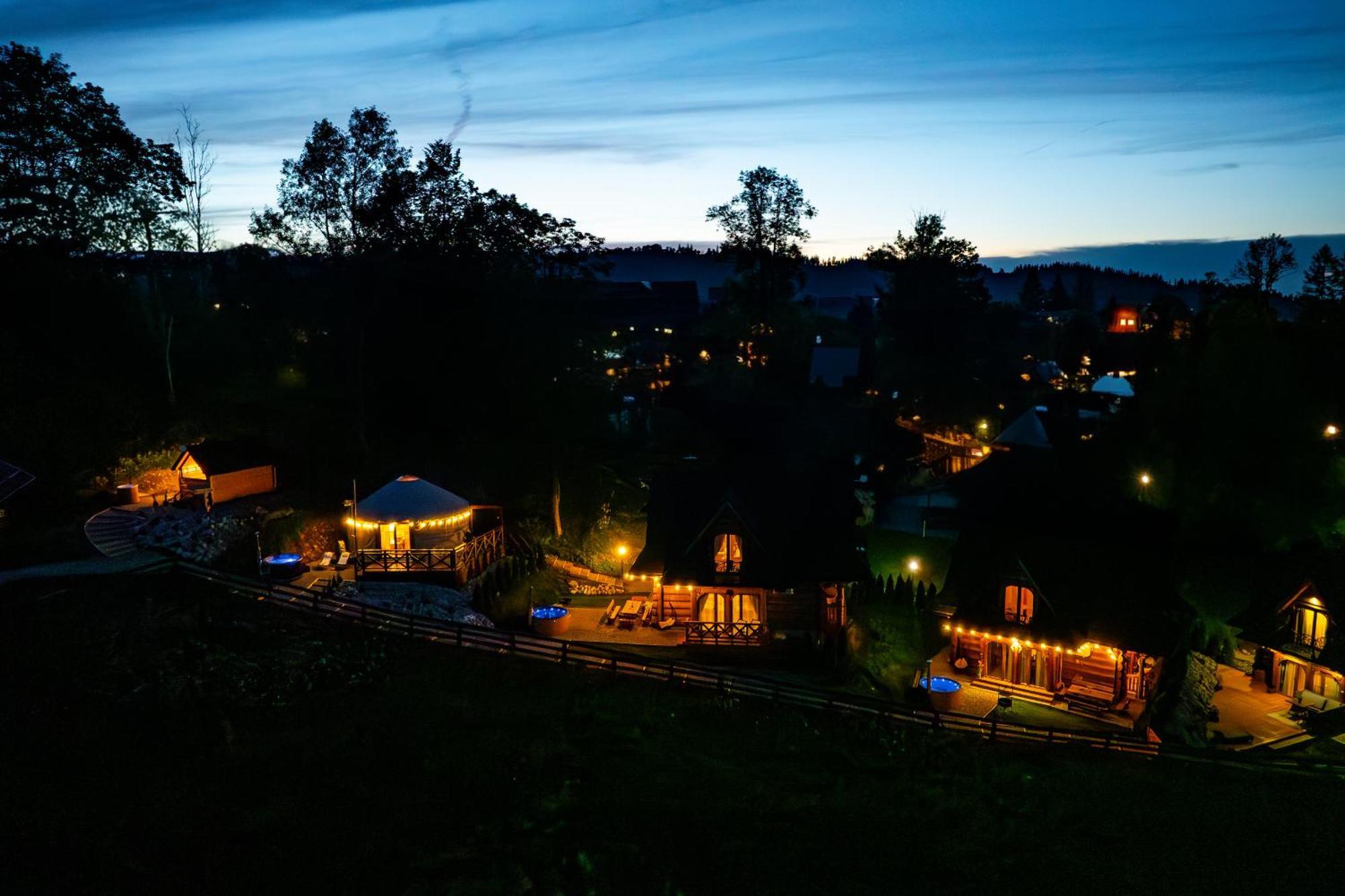 Jurta Na Wypasie - Luksusowy Namiot Z Widokiem Na Gory - Jacuzzi, Sauna, Split Ac, Private, Star View Zakopane Ngoại thất bức ảnh