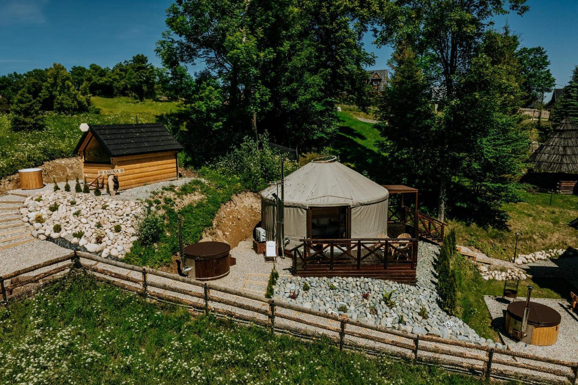 Jurta Na Wypasie - Luksusowy Namiot Z Widokiem Na Gory - Jacuzzi, Sauna, Split Ac, Private, Star View Zakopane Ngoại thất bức ảnh