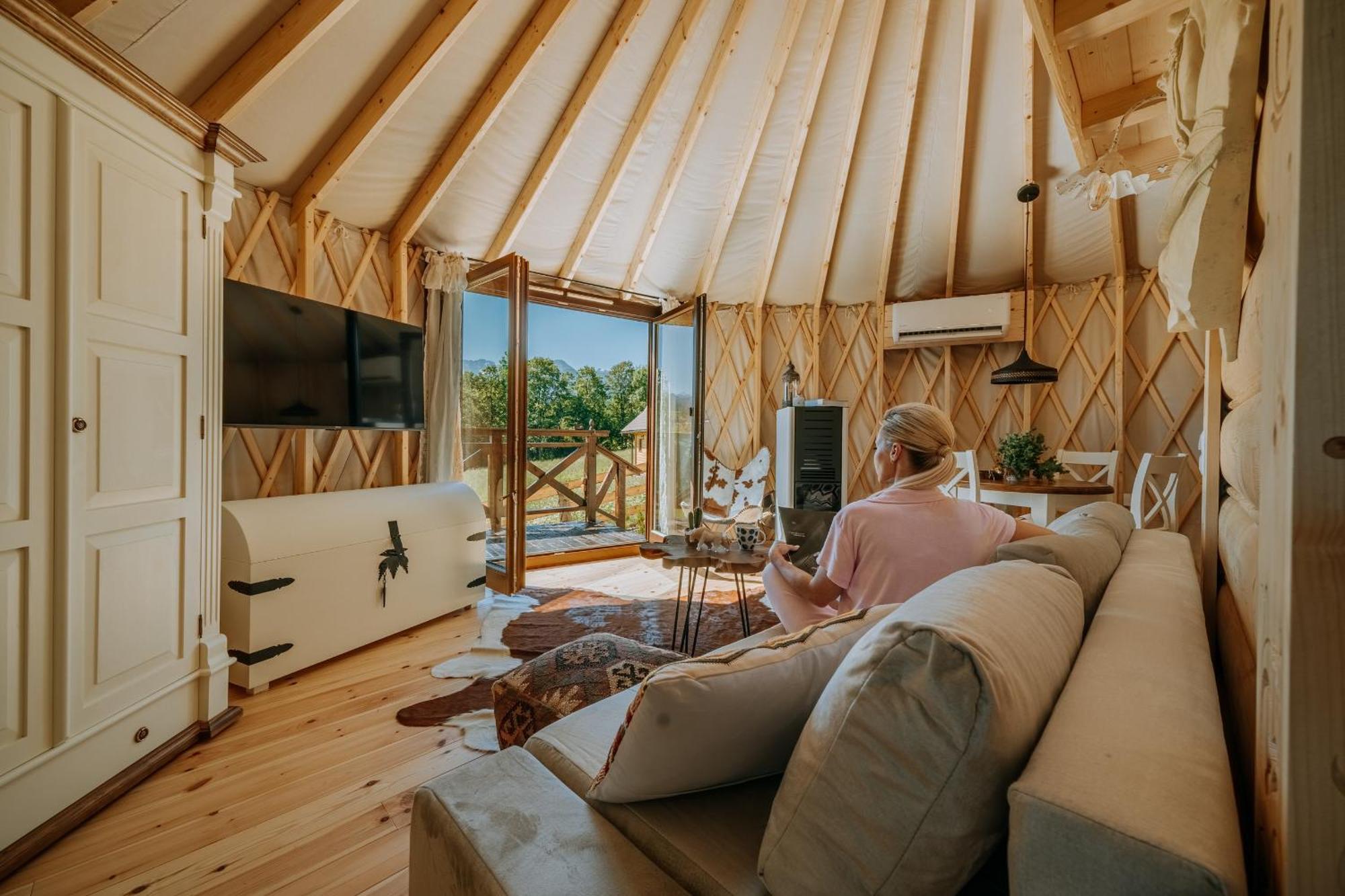Jurta Na Wypasie - Luksusowy Namiot Z Widokiem Na Gory - Jacuzzi, Sauna, Split Ac, Private, Star View Zakopane Ngoại thất bức ảnh