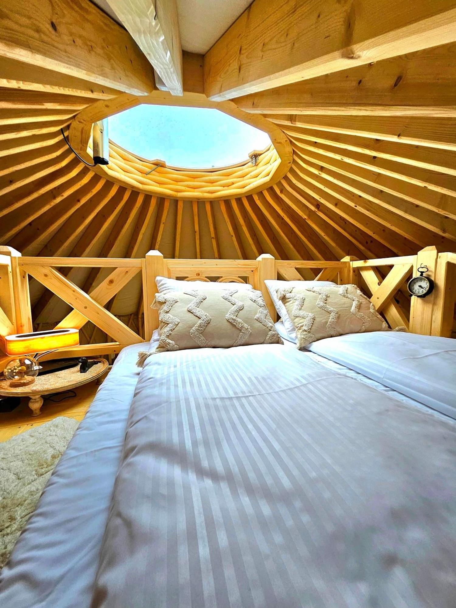 Jurta Na Wypasie - Luksusowy Namiot Z Widokiem Na Gory - Jacuzzi, Sauna, Split Ac, Private, Star View Zakopane Ngoại thất bức ảnh